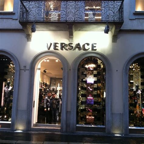 versace ufficio duomo milano